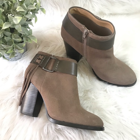 KENSIE Masola Suede Ankle Boots Tassle | NWT Sz 9 - Picture 1 of 8